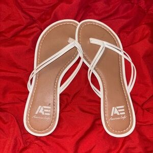 American Eagle Outfitters Tan and White Women's Sandals